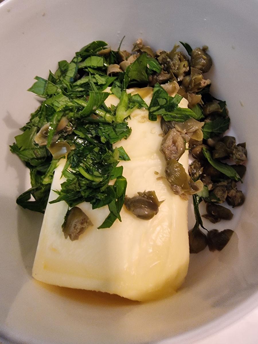 Hüftsteaks mit Petersilien-Kapern-Butter und Pommes aus dem Ofen - Rezept - Bild Nr. 17123