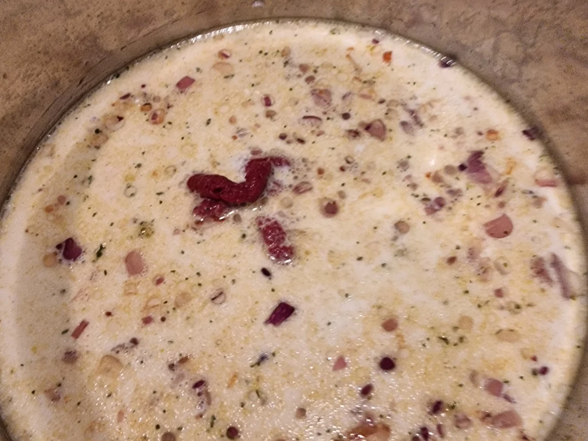 Rezept: Bifteki mit Metaxa-Sahne-Sauce und Rosmarin-Kartoffeln Bild Nr. 17130 Bifteki mit Metaxa-Sahne-Sauce und Rosmarin-Kartoffeln - Rezept - Bild Nr. 17130