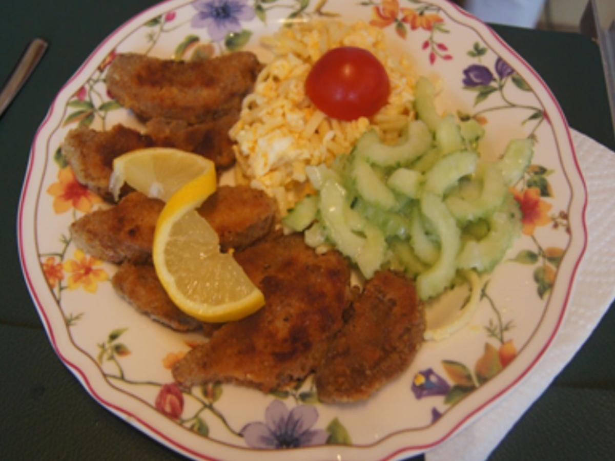 Steinpilzschnitzel mit Eier-Spätzle und Gurkensalat - Rezept - Bild Nr. 2