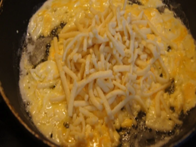 Steinpilzschnitzel mit Eier-Spätzle und Gurkensalat - Rezept - Bild Nr. 8