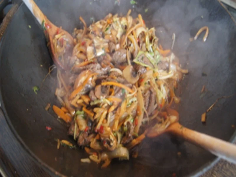 Rezept: Bratnudeln mit Rindfleisch Bild Nr. 23 Bratnudeln mit Rindfleisch - Rezept - Bild Nr. 23