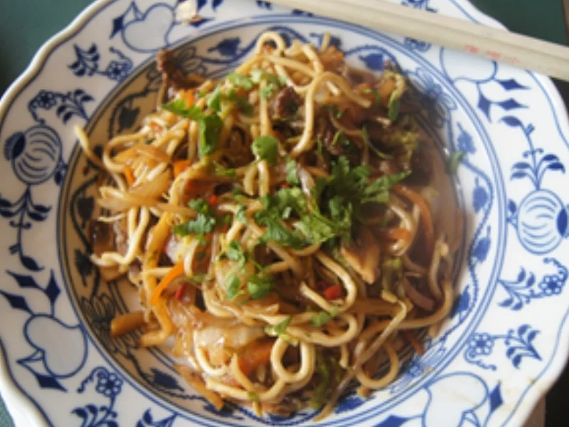 Rezept: Bratnudeln mit Rindfleisch Bild Nr. 28 Bratnudeln mit Rindfleisch - Rezept - Bild Nr. 28