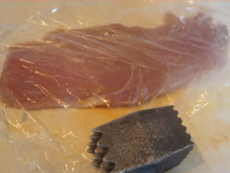 Rezept: Schnitzel Wiener Art mit Rahm-Champignons und Mini-Rösti Bild Nr. 4 Schnitzel Wiener Art mit Rahm-Champignons und Mini-Rösti - Rezept - Bild Nr. 4