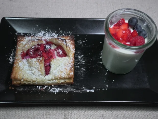 Vanillecreme in Blätterteig mit Früchten - Rezept - Bild Nr. 17129