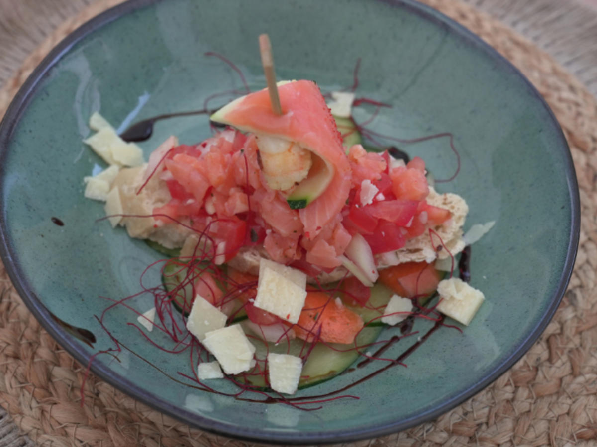 Bruschetta mit Lachs, Zucchini und Garnele - Rezept - Bild Nr. 17129