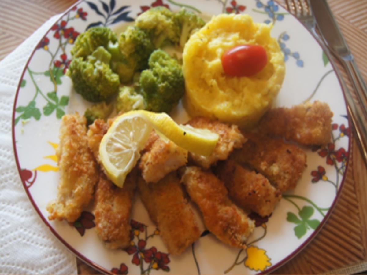 Knusprige Fisch-Sticks mit Brokkoli und Kartoffelstampf - Rezept - Bild Nr. 2