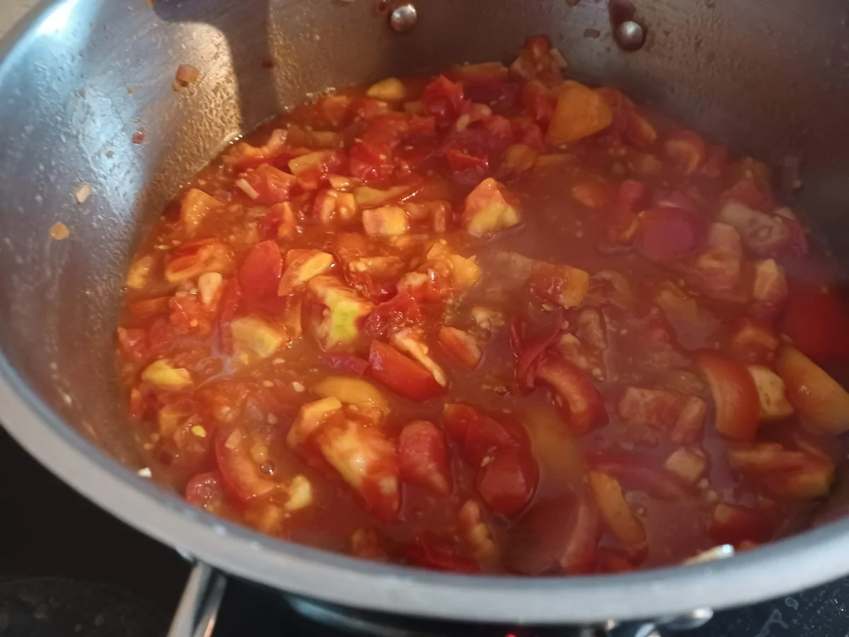 Rezept: Tomatensoße Bild Nr. 11 Tomatensoße - Rezept - Bild Nr. 11