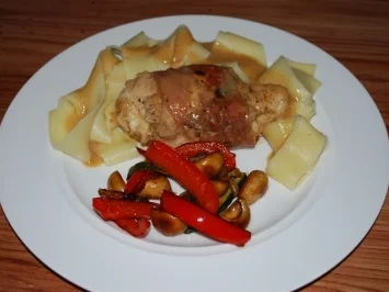 Rezept: Ummanteltes Hähnchenfilet mit Mozzarellafülle Ummanteltes Hähnchenfilet mit Mozzarellafülle - Rezept