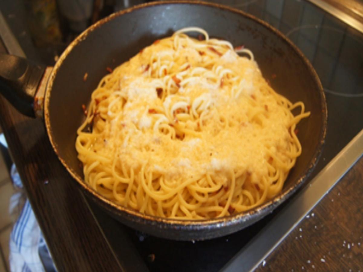 Spaghetti Carbonara - Rezept - Bild Nr. 8