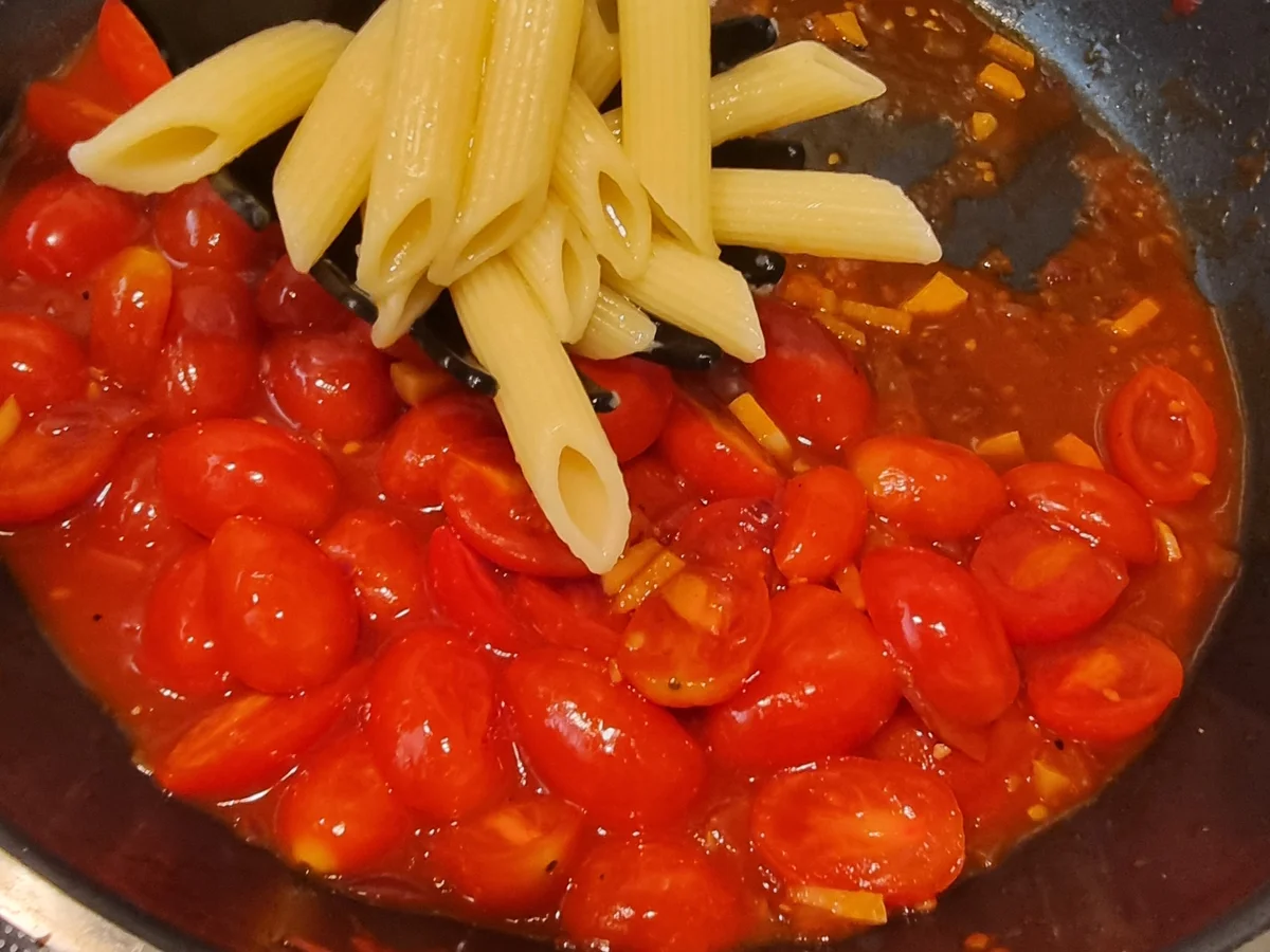 Rezept: Penne Arrabiata mit Rucola Bild Nr. 17146 Penne Arrabiata mit Rucola - Rezept - Bild Nr. 17146