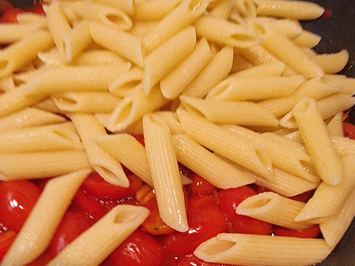 Rezept: Penne Arrabiata mit Rucola Bild Nr. 17147 Penne Arrabiata mit Rucola - Rezept - Bild Nr. 17147