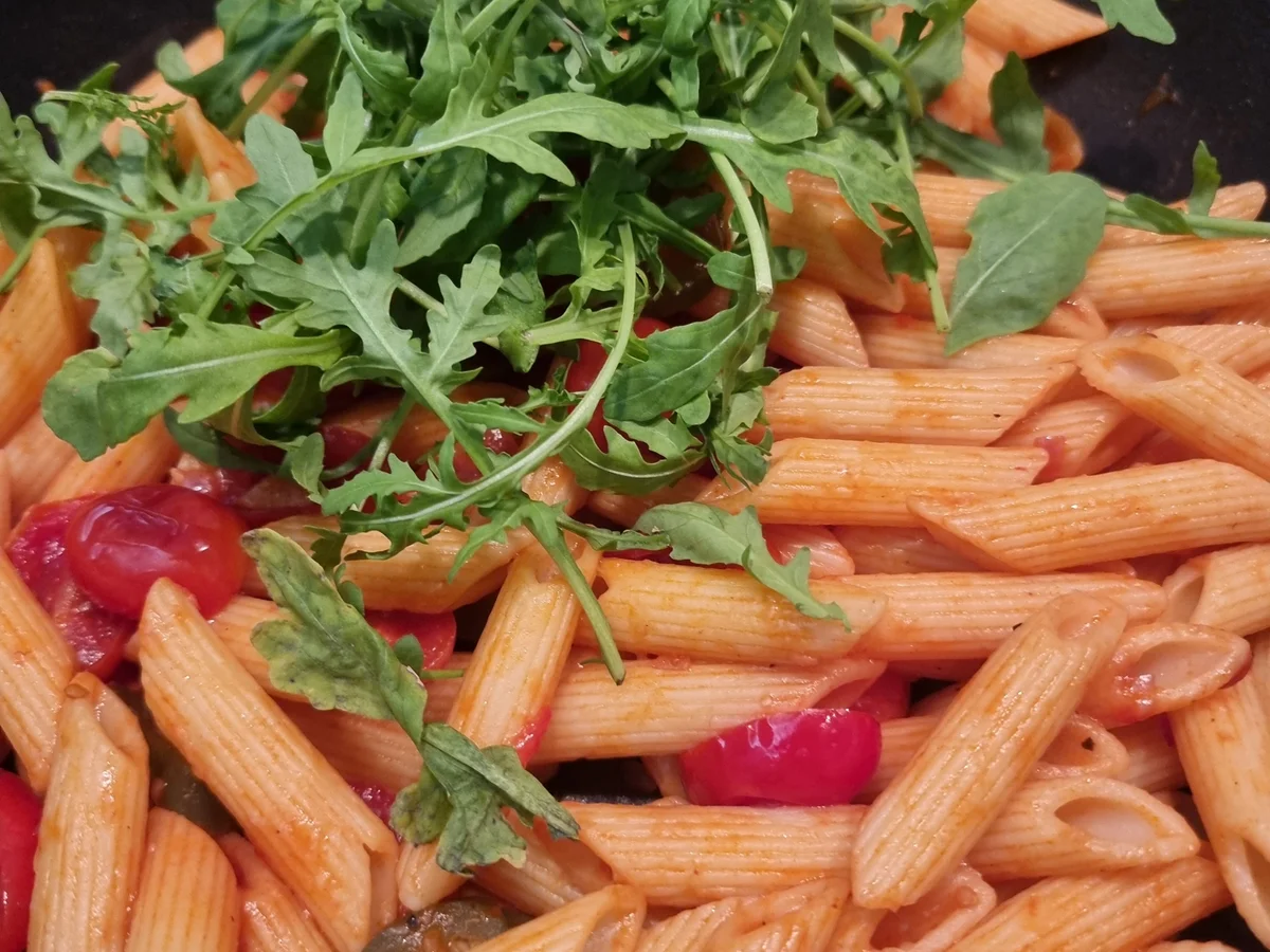 Rezept: Penne Arrabiata mit Rucola Bild Nr. 17151 Penne Arrabiata mit Rucola - Rezept - Bild Nr. 17151