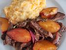 Bavette D Aloyau-Streifen mit Pflaumen und Kartoffel-Möhren-Stampf - Rezept - Bild Nr. 17135