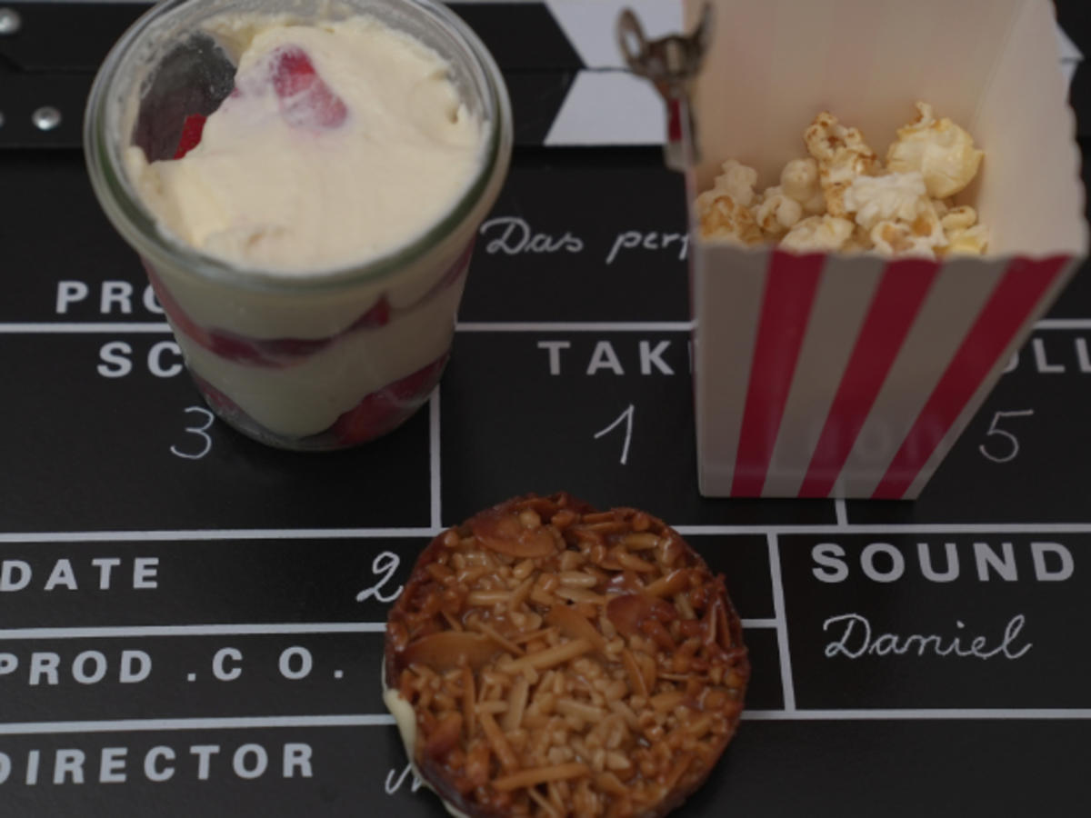 Erdbeer-Mascarpone-Dessert, dazu Florentiner und Popcorn - Rezept ...
