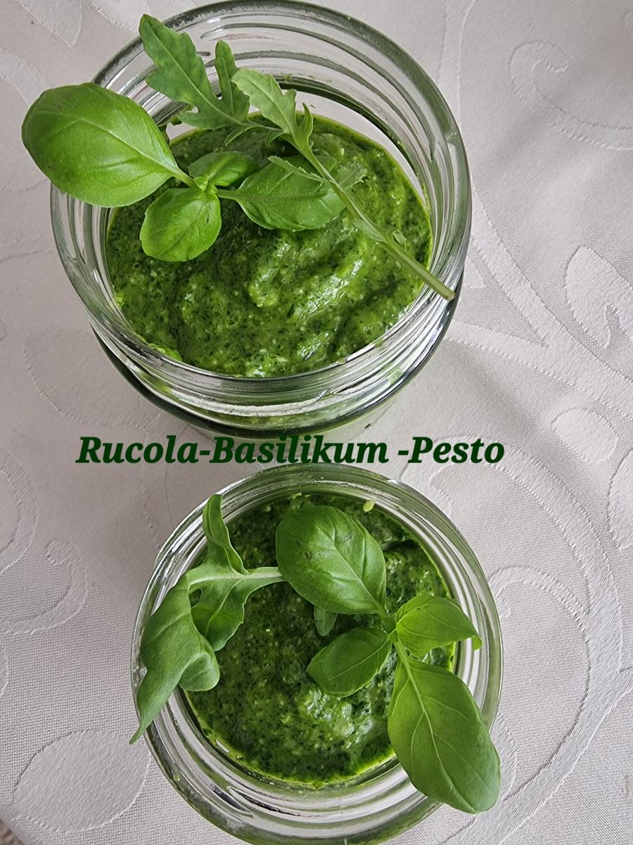 Nudeln mit Rucola-Basilikum-Pesto - Rezept - Bild Nr. 17141