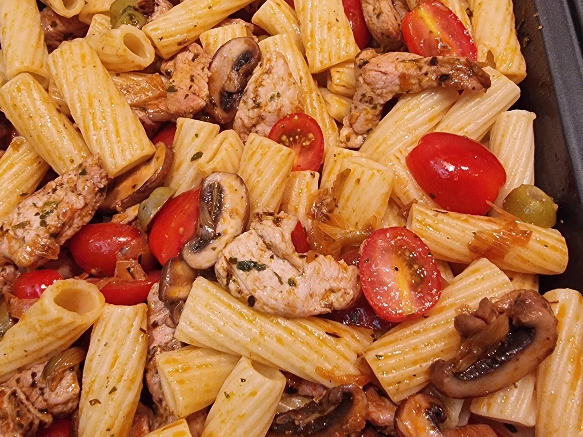 Rezept: Gyros-Nudelauflauf Bild Nr. 14 Gyros-Nudelauflauf - Rezept - Bild Nr. 14