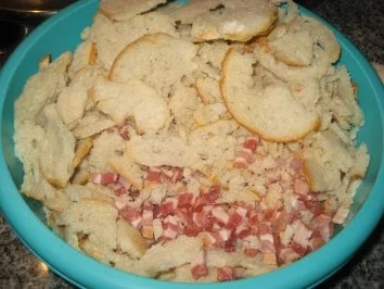 Semmelknödel mit Tomaten-Porree-Soße - Rezept - Bild Nr. 2