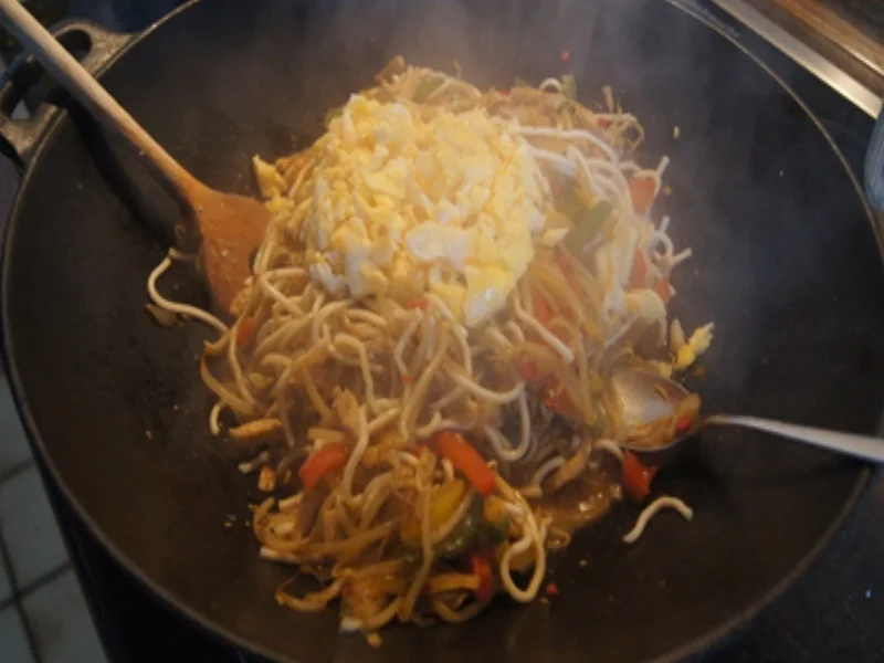 Rezept: Hähnchenbrustfilet mit Gemüsemix. Ei und Mie-Nudeln Bild Nr. 17 Hähnchenbrustfilet mit Gemüsemix. Ei und Mie-Nudeln - Rezept - Bild Nr. 17