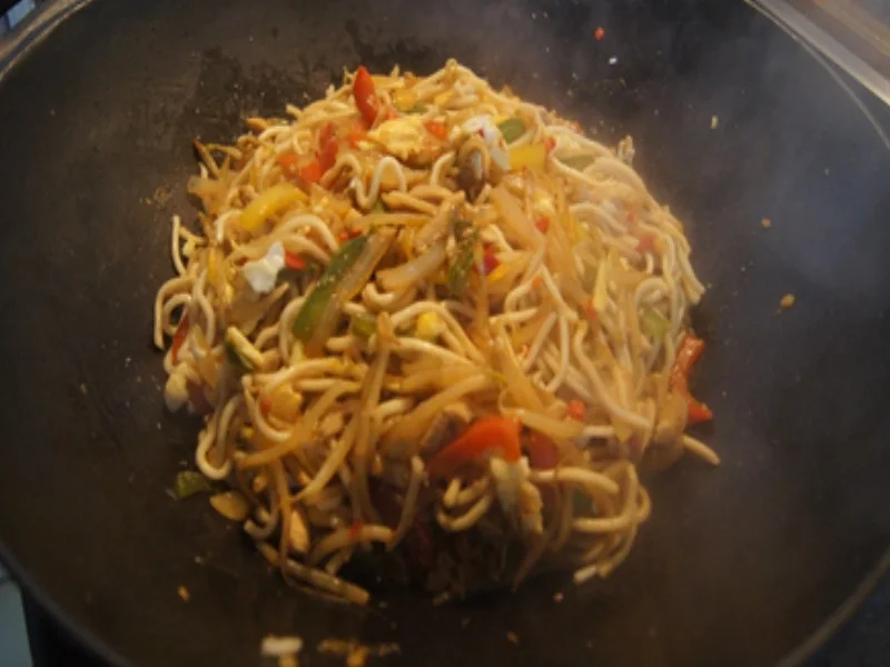 Rezept: Hähnchenbrustfilet mit Gemüsemix. Ei und Mie-Nudeln Bild Nr. 18 Hähnchenbrustfilet mit Gemüsemix. Ei und Mie-Nudeln - Rezept - Bild Nr. 18