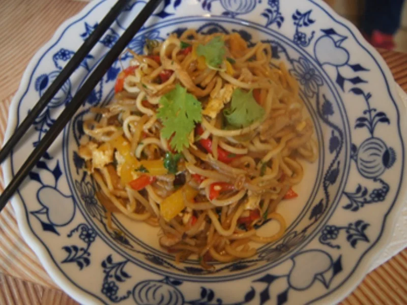 Rezept: Hähnchenbrustfilet mit Gemüsemix. Ei und Mie-Nudeln Bild Nr. 22 Hähnchenbrustfilet mit Gemüsemix. Ei und Mie-Nudeln - Rezept - Bild Nr. 22