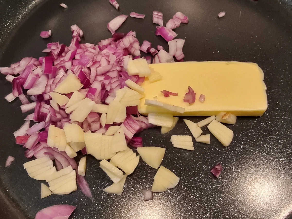 Rezept: Blätterteig-Ecken gefüllt mit Spinat und Feta Bild Nr. 17144 Blätterteig-Ecken gefüllt mit Spinat und Feta - Rezept - Bild Nr. 17144