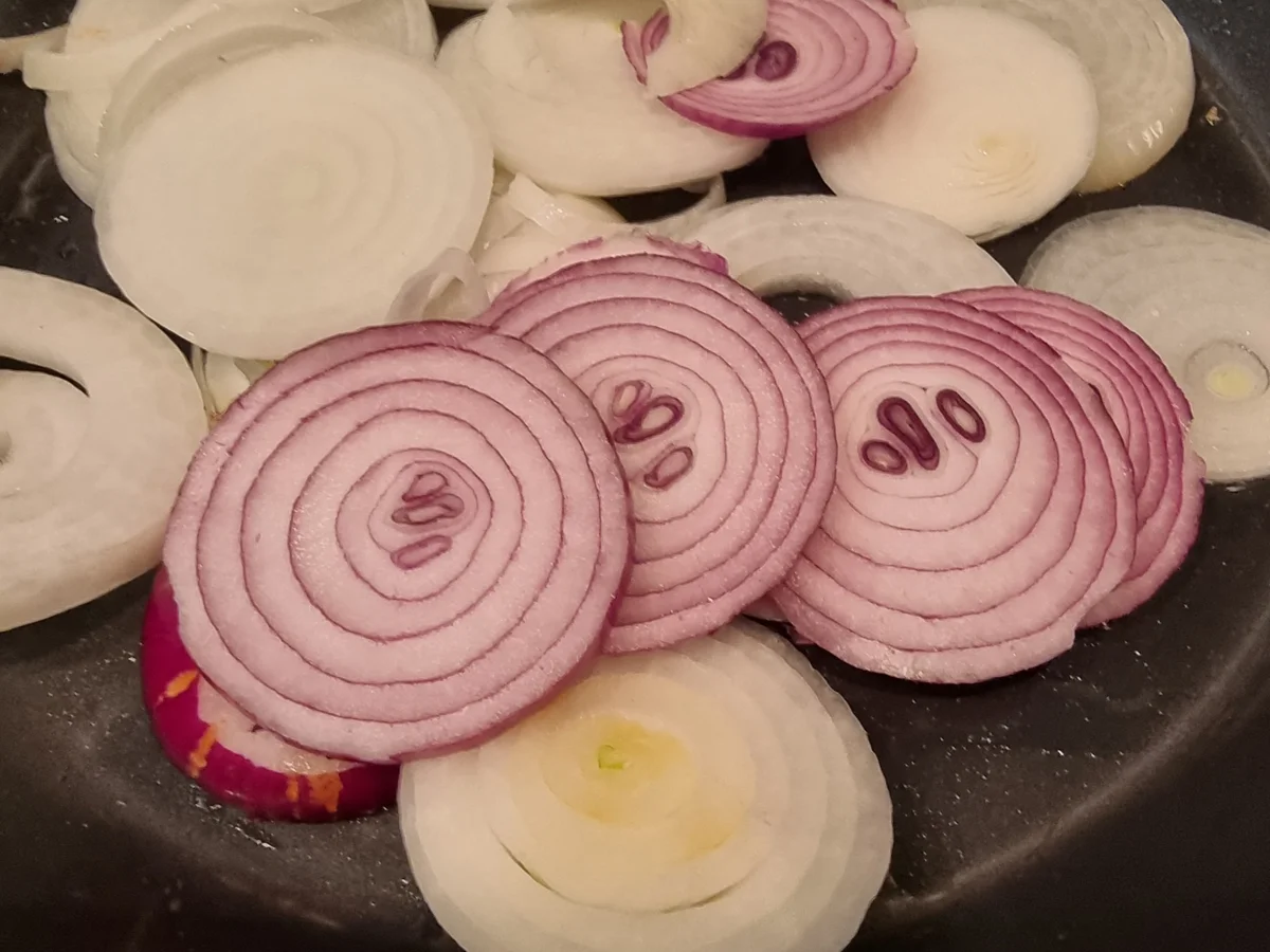 Zwiebelkuchen - Rezept - Bild Nr. 17144