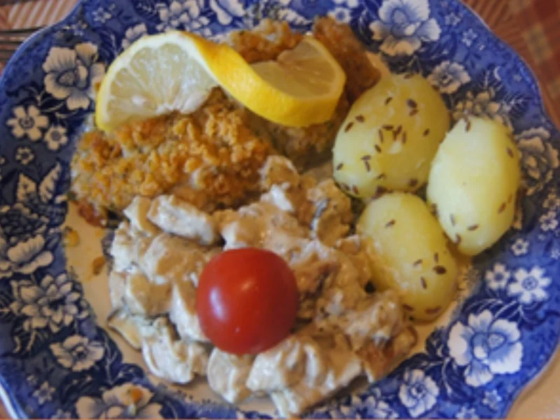 Schlemmerfilet à la Bordelaise mit Rahm-Steinpilzen und Kümmel-Pellkartoffeln - Rezept - Bild Nr. 2