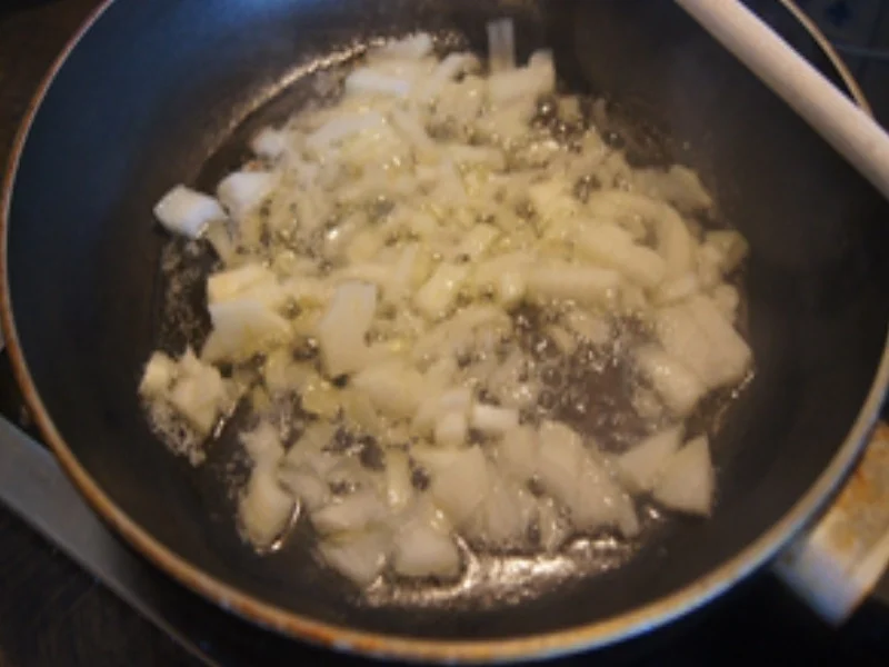 Schlemmerfilet à la Bordelaise mit Rahm-Steinpilzen und Kümmel-Pellkartoffeln - Rezept - Bild Nr. 7