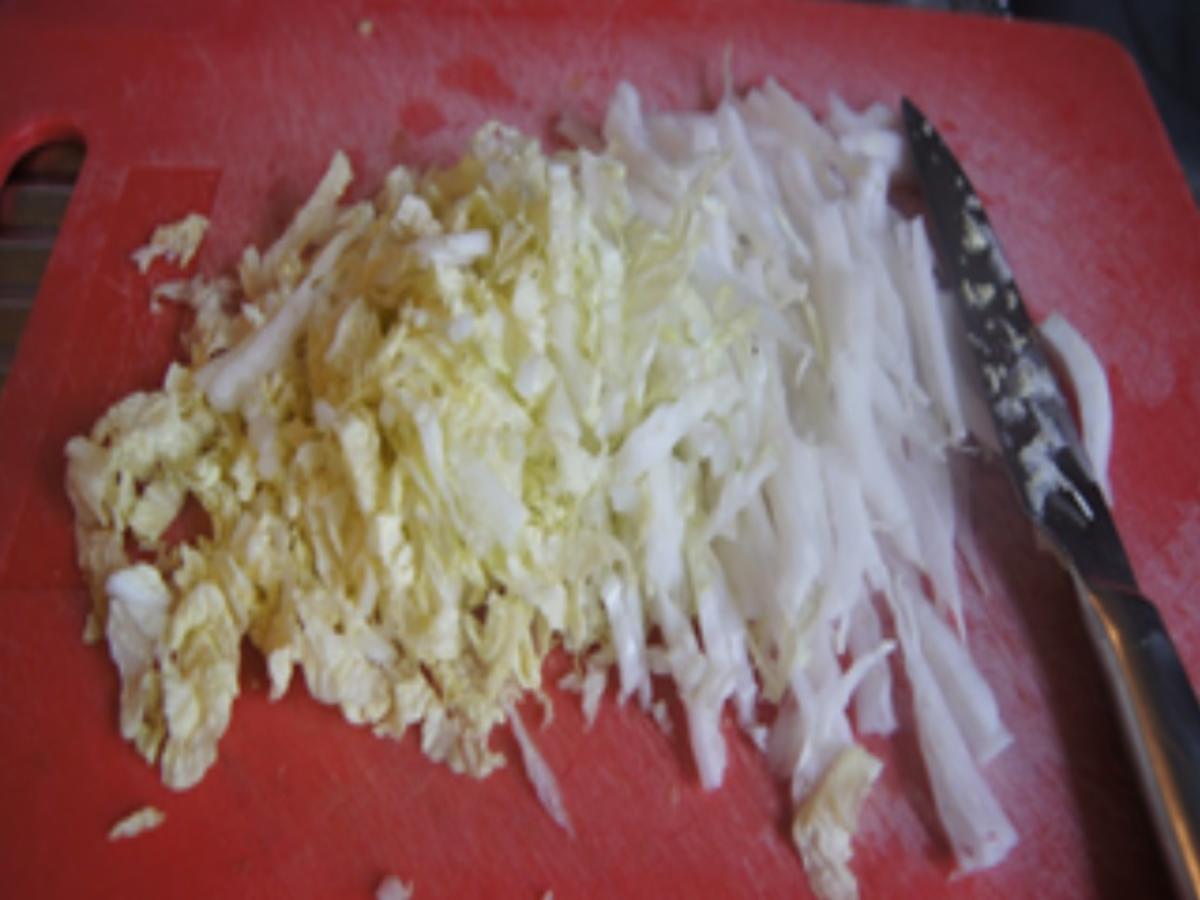 Omelett mit Steinpilzen, Paprika-Chinakohl-Salat und Jasmin-Reis - Rezept - Bild Nr. 12