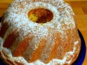 Kuchen: Topfen-Apfel-Pistazien-Gugelhupf - Rezept