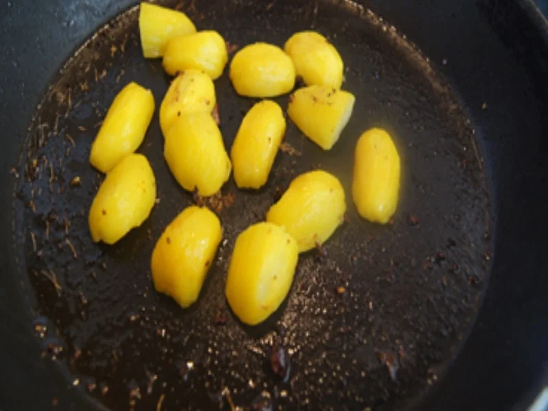 Rezept: Steinpilz-Schweinefilet-Bratkartoffel-Pfanne Bild Nr. 10 Steinpilz-Schweinefilet-Bratkartoffel-Pfanne - Rezept - Bild Nr. 10