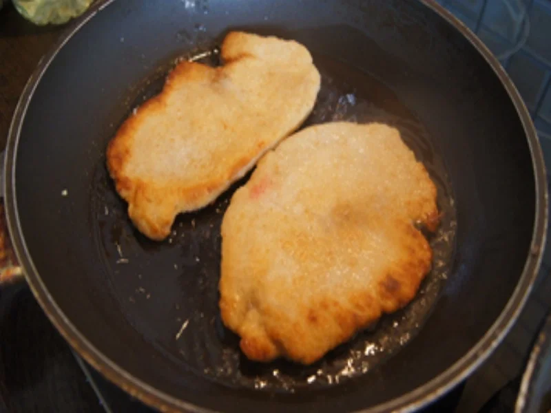 Alm-Schnitzel mit herzhaften Bartkartoffeln und Rote-Bete-Salat - Rezept - Bild Nr. 17146