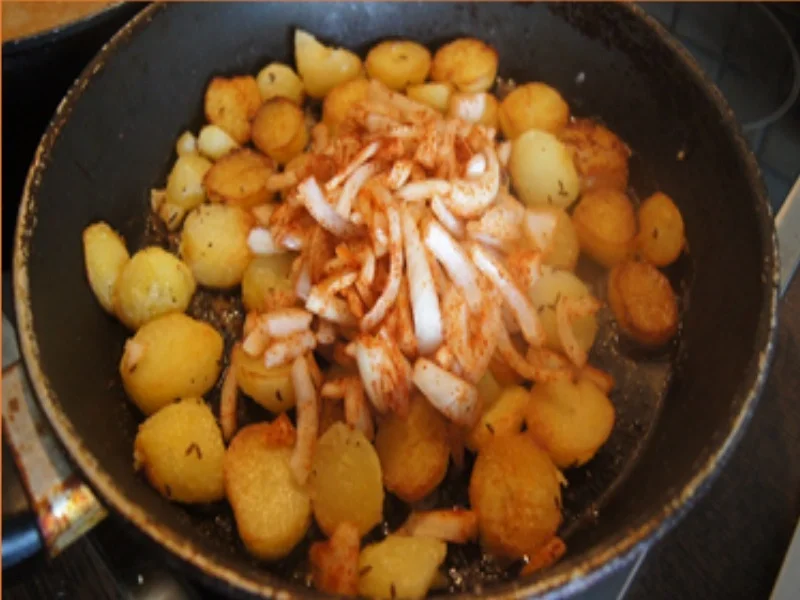 Alm-Schnitzel mit herzhaften Bartkartoffeln und Rote-Bete-Salat - Rezept - Bild Nr. 17151