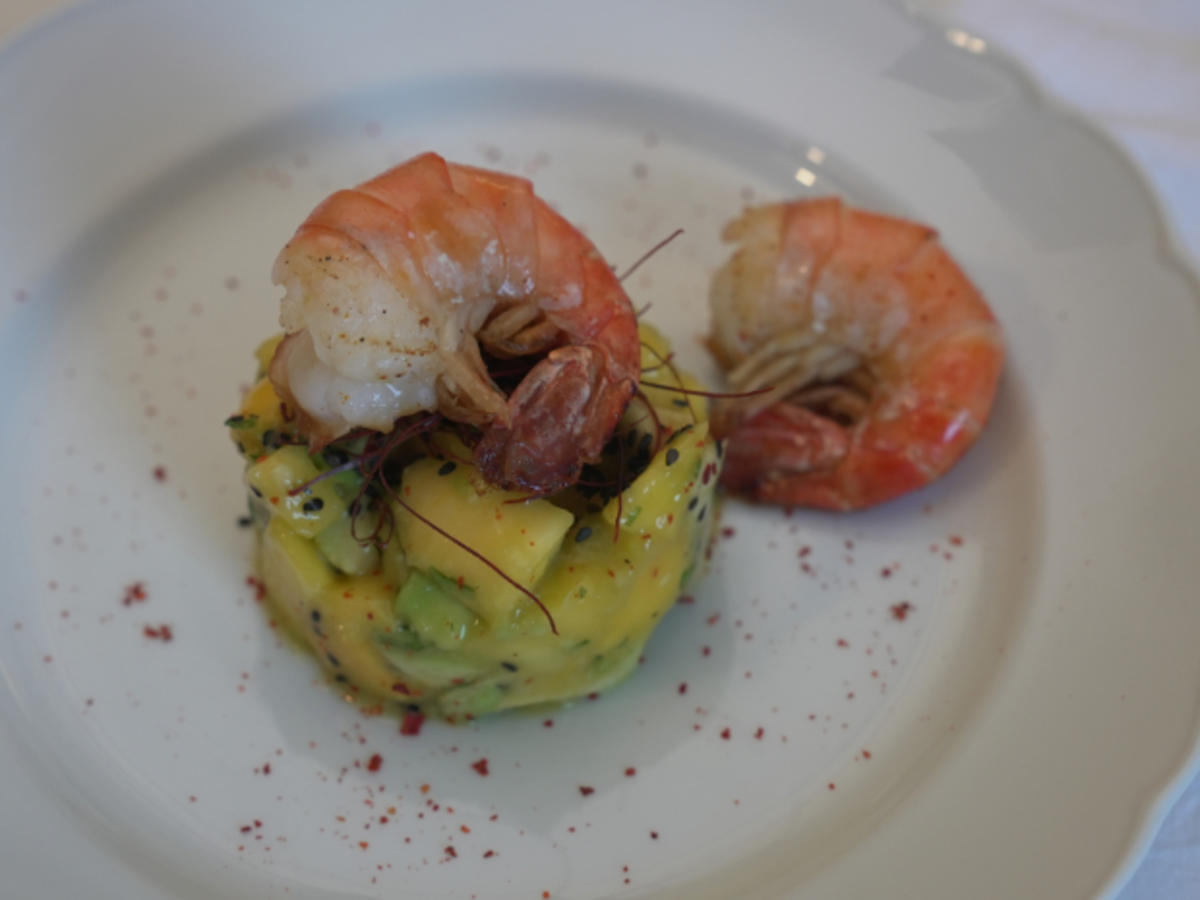 Mango-Avocado-Tatar mit Black Tiger-Prawns und Baguette - Rezept - Bild Nr. 2