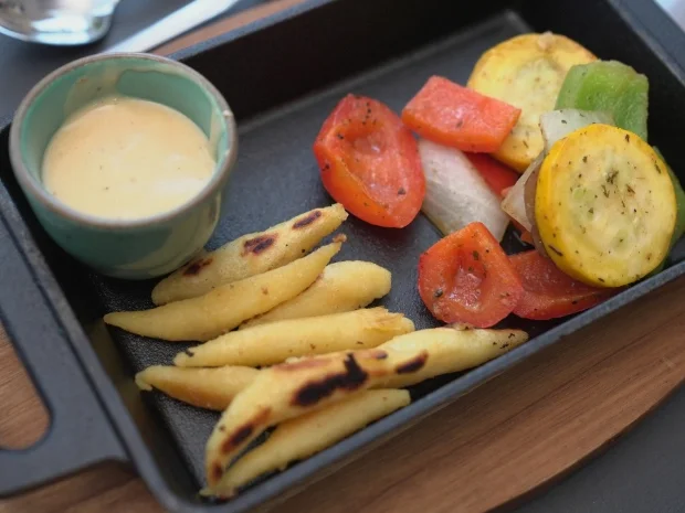 Rezept: Bubenspitzle mit Grillgemüse und Kräuterfrischkäse-Sauce Bild Nr. 17143 Bubenspitzle mit Grillgemüse und Kräuterfrischkäse-Sauce - Rezept - Bild Nr. 17143