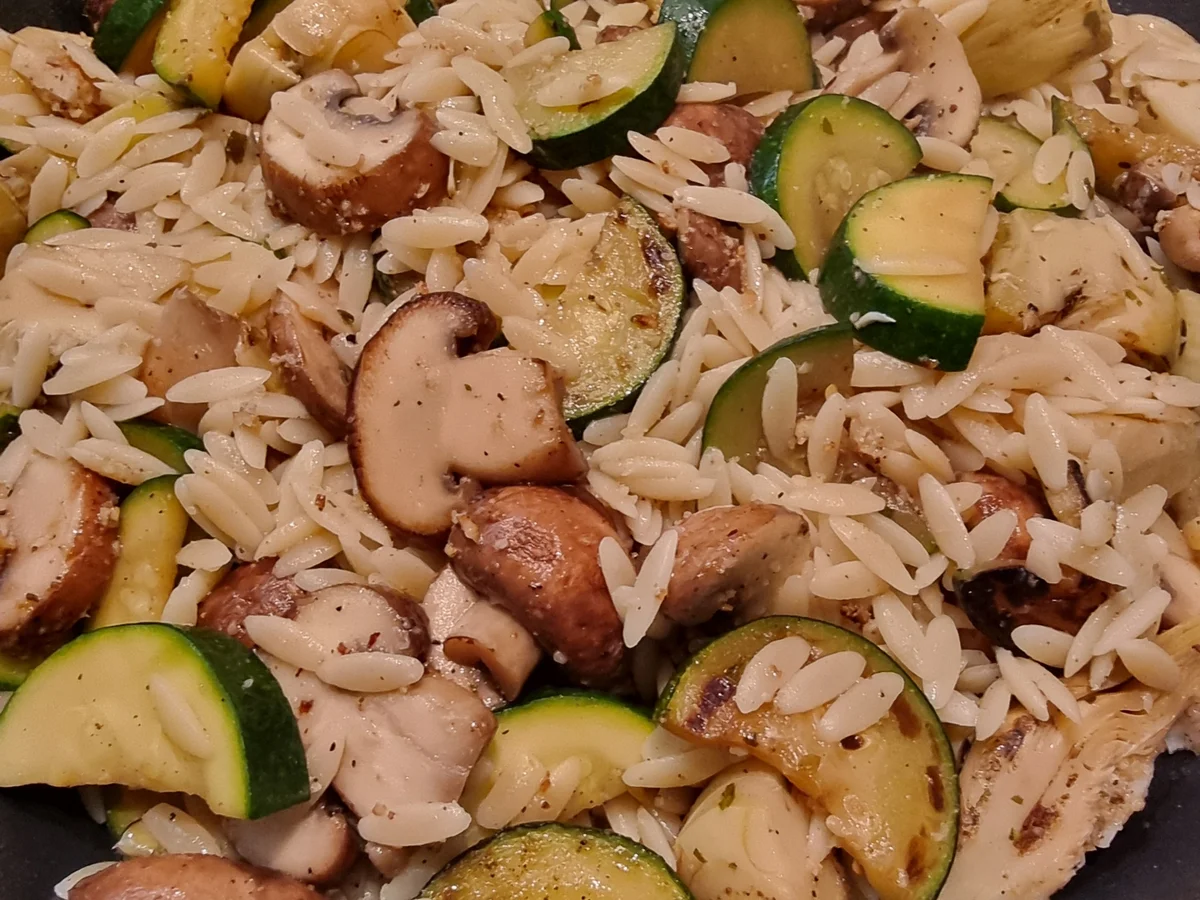 Griechische Nudelpfanne - Rezept - Bild Nr. 17154