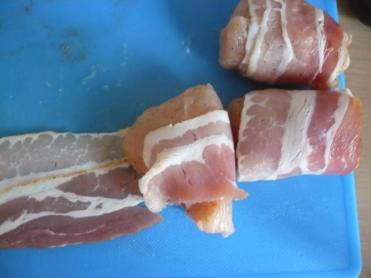 Rezept: Putenhappen im Speckmantel Bild Nr. 6 Putenhappen im Speckmantel - Rezept - Bild Nr. 6