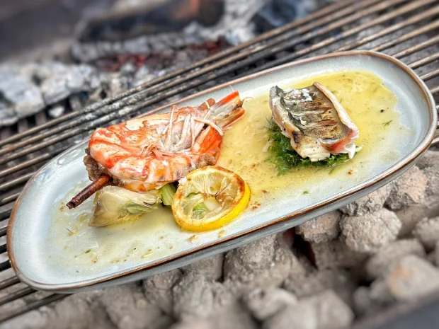 Rezept: Makrele und Garnele mit Vanille und Zimt auf Artischocke (Guido Cantz) Bild Nr. 17146 Makrele und Garnele mit Vanille und Zimt auf Artischocke (Guido Cantz) - Rezept - Bild Nr. 17146