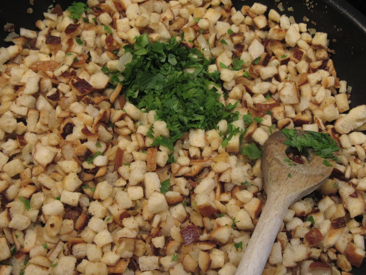 Pilze: Waldpilze mit Brez´n-Knödeln aus dem Schnellkochtopf - Rezept - Bild Nr. 17147