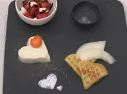 Wassermelone mit Feta, Milchkuchen und Vanillewaffel mit Honigmelone - Rezept - Bild Nr. 17146