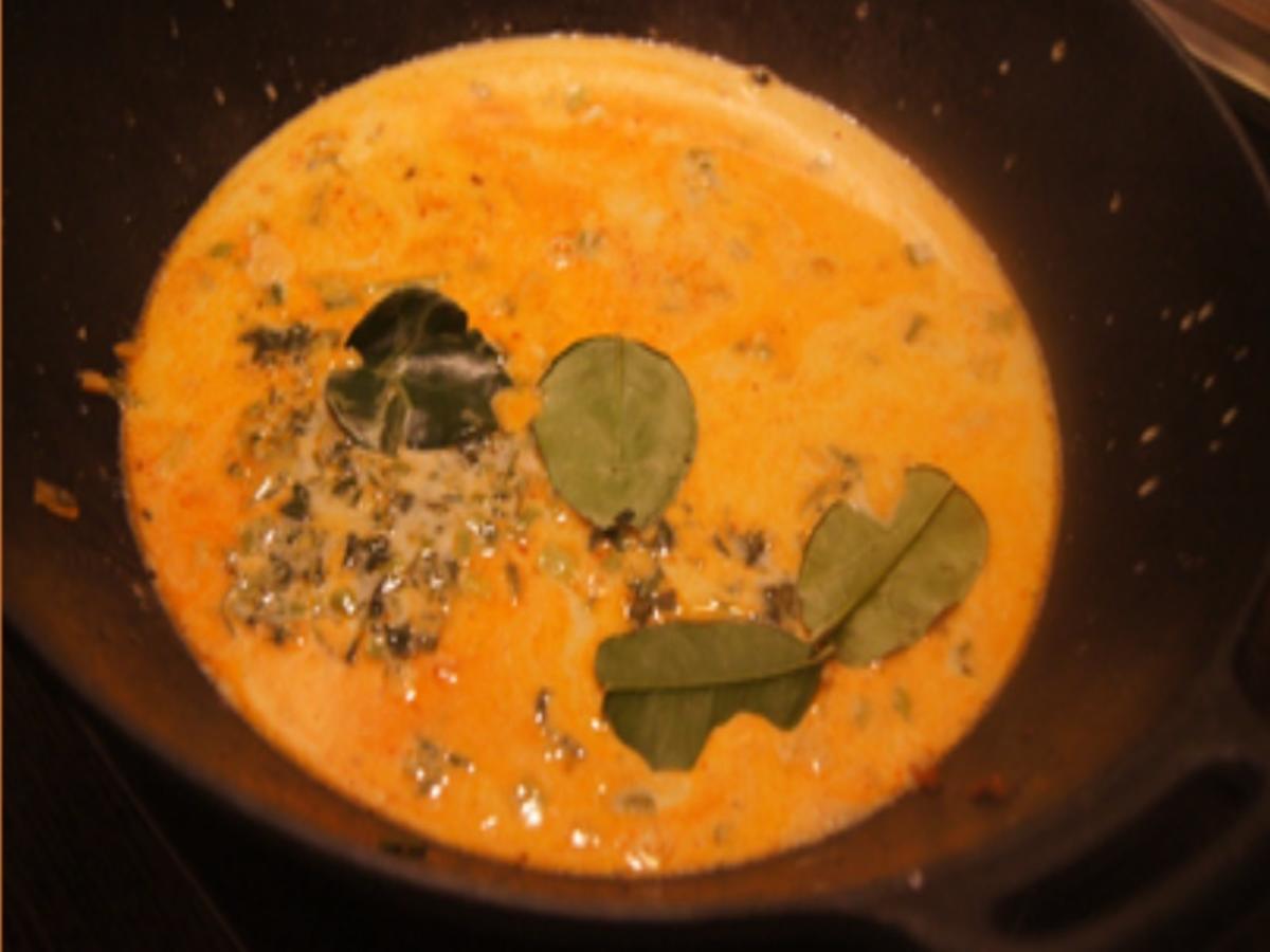 Asiatische Suppe mit Garnelen, Kokosmilch und Glasnudeln - Rezept - Bild Nr. 17154