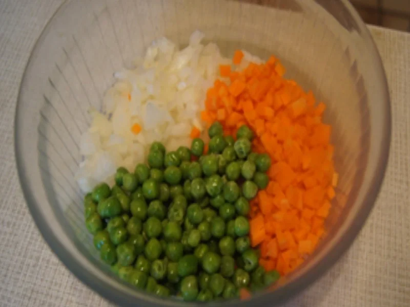 Rezept: Frittierter-Fisch mit Gemüse-Bratreis Bild Nr. 16 Frittierter-Fisch mit Gemüse-Bratreis - Rezept - Bild Nr. 16