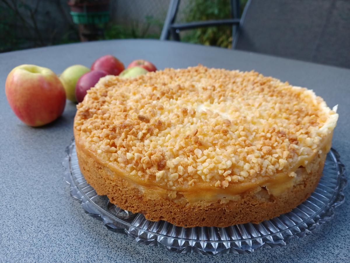 Apfelkuchen mit Mandelkruste - Rezept - Bild Nr. 17154