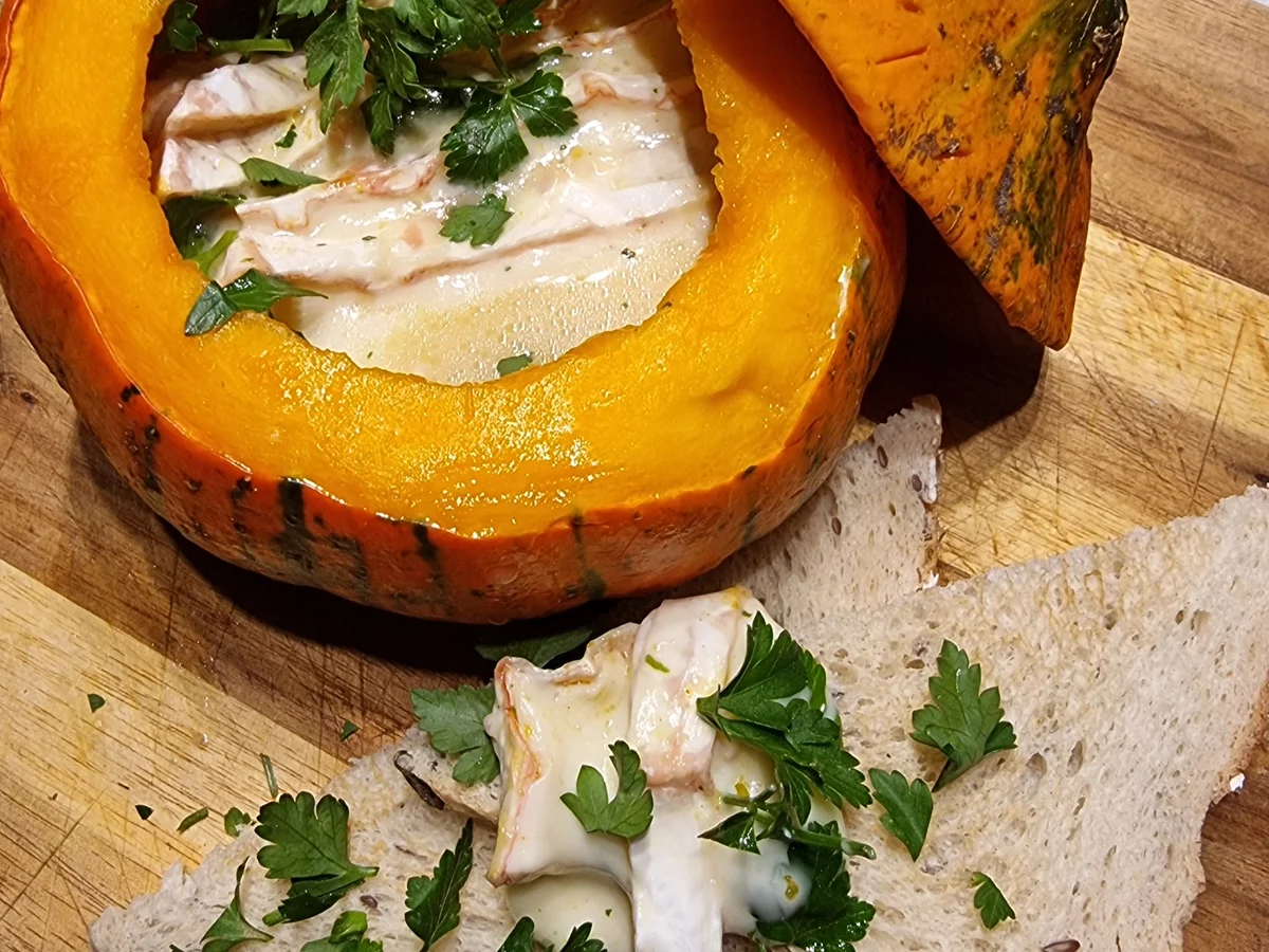 Ofen Kürbis mit Käsefüllung - Rezept - Bild Nr. 17157