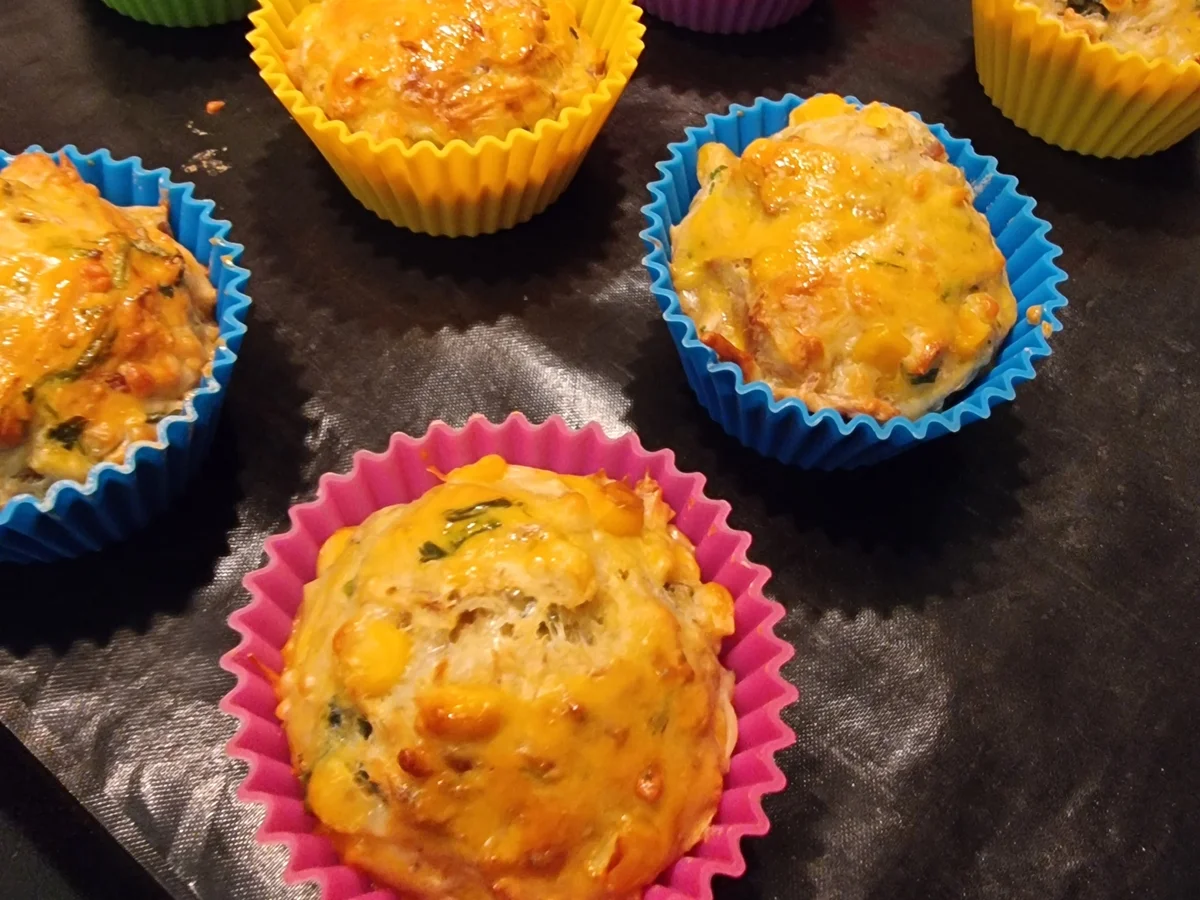 Thunfisch-Mais -Muffins - Rezept - Bild Nr. 17165