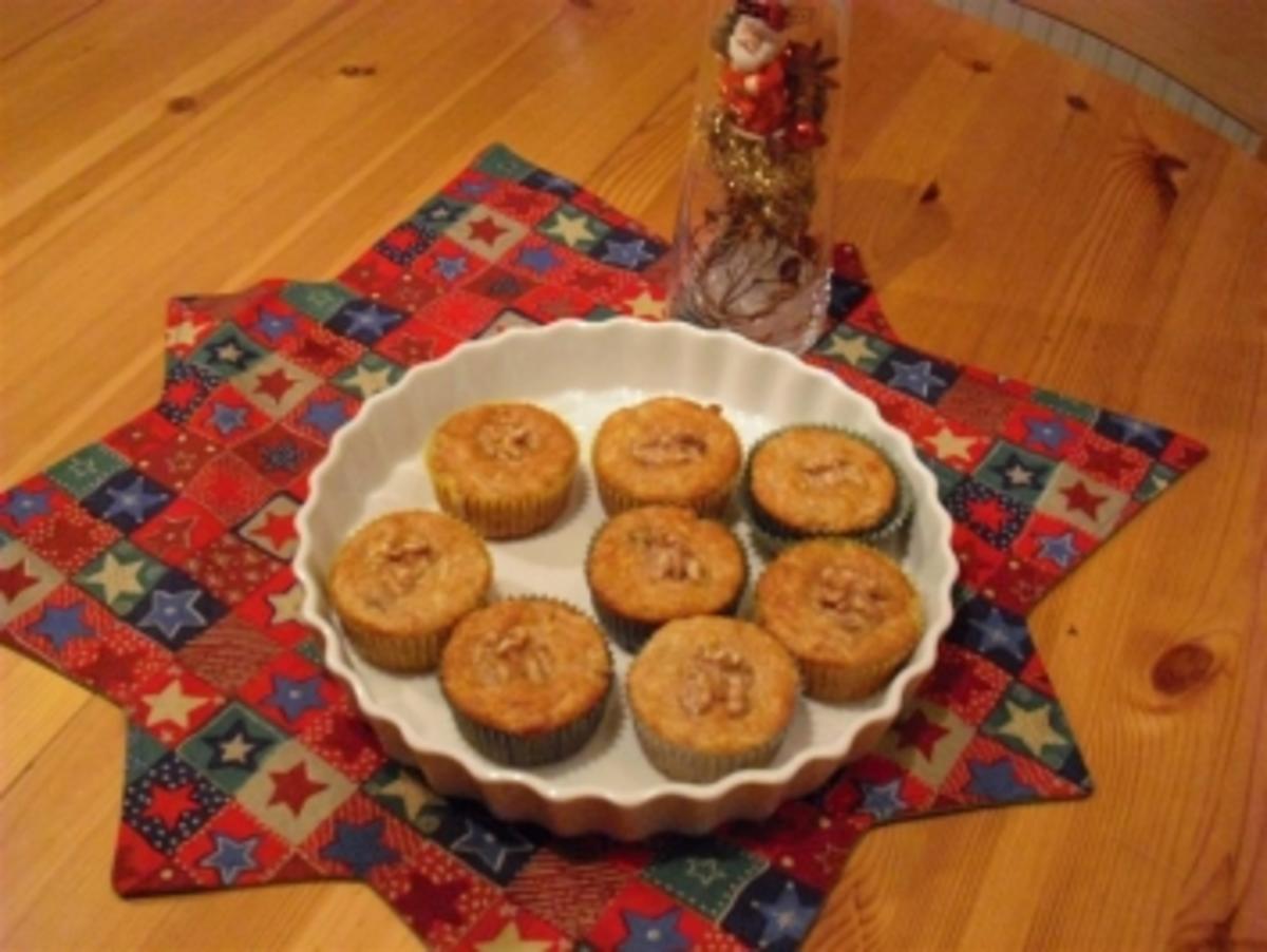 Bilder für Weihnachtsmuffins mit Weizen- oder Dinkelmehl und Backpulver - Rezept