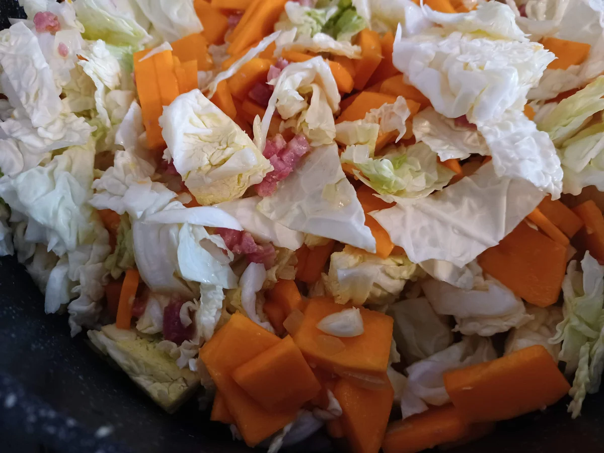 Rezept: Kürbis - Wirsing - Eintopf Bild Nr. 17163 Kürbis - Wirsing - Eintopf - Rezept - Bild Nr. 17163