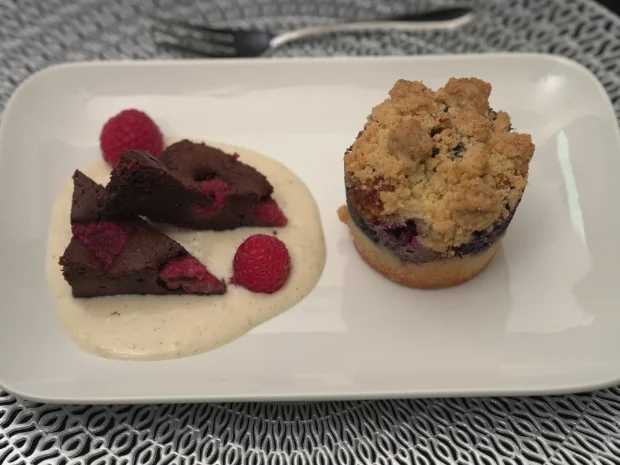 Blaubeer-Kokos-Törtchen und Schoko-Himbeer-Tarte mit Vanillecreme - Rezept - Bild Nr. 2
