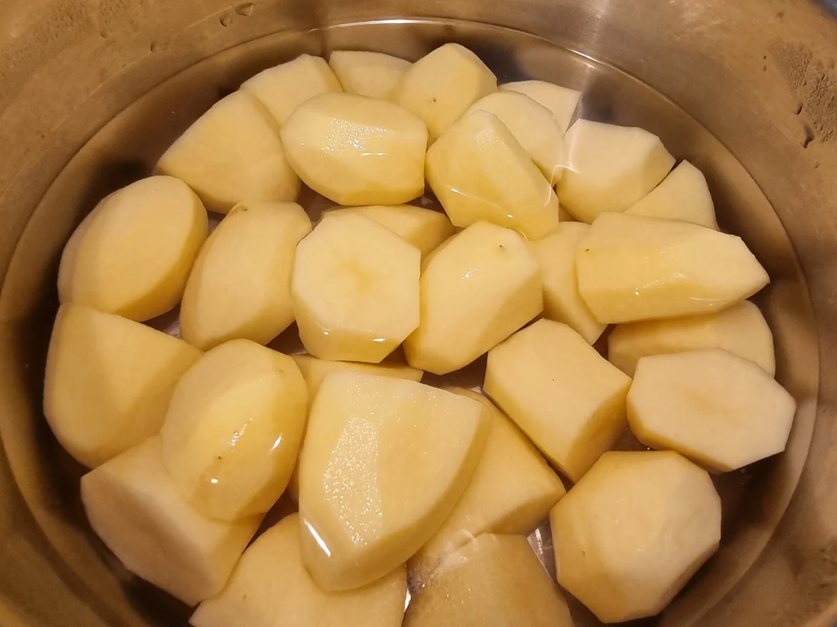 Kohlrouladen mit Petersilien-Kartoffeln - Rezept - Bild Nr. 17218