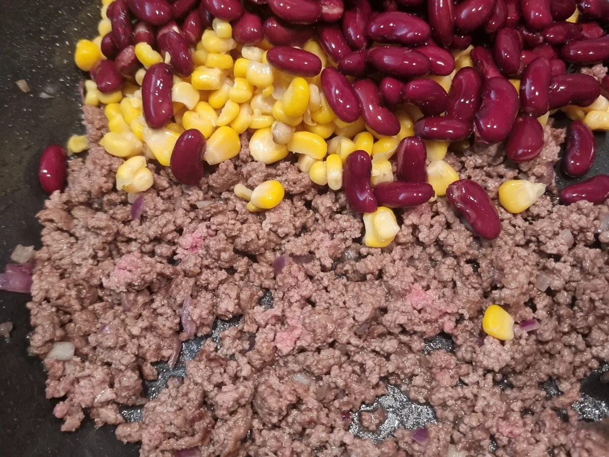 Rezept: Tex-Mex-Auflauf mit Käse-Nachos Bild Nr. 17215 Tex-Mex-Auflauf mit Käse-Nachos - Rezept - Bild Nr. 17215